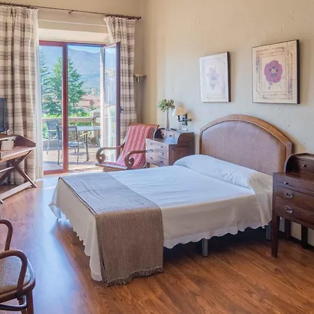 Real Restaurante El Linar Del Zaire Hotel Burgohondo