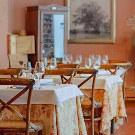 Real Restaurante El Linar Del Zaire Hotel Burgohondo