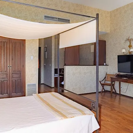 Hotel Real Restaurante El Linar Del Zaire Burgohondo