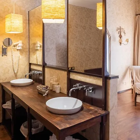 Real Restaurante El Linar Del Zaire Hotel 4*