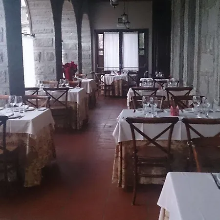 Real Restaurante El Linar Del Zaire 4* Burgohondo