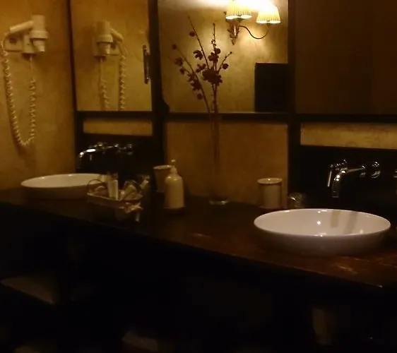 Real Restaurante El Linar Del Zaire מלון 4*